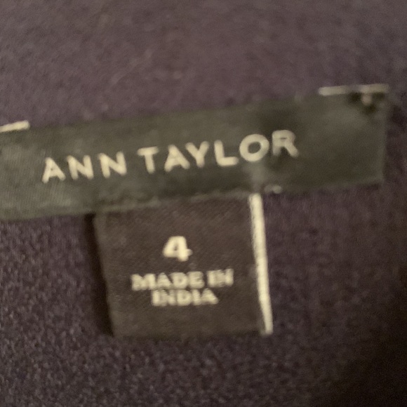Ann Taylor blouse - Picture 4 of 6